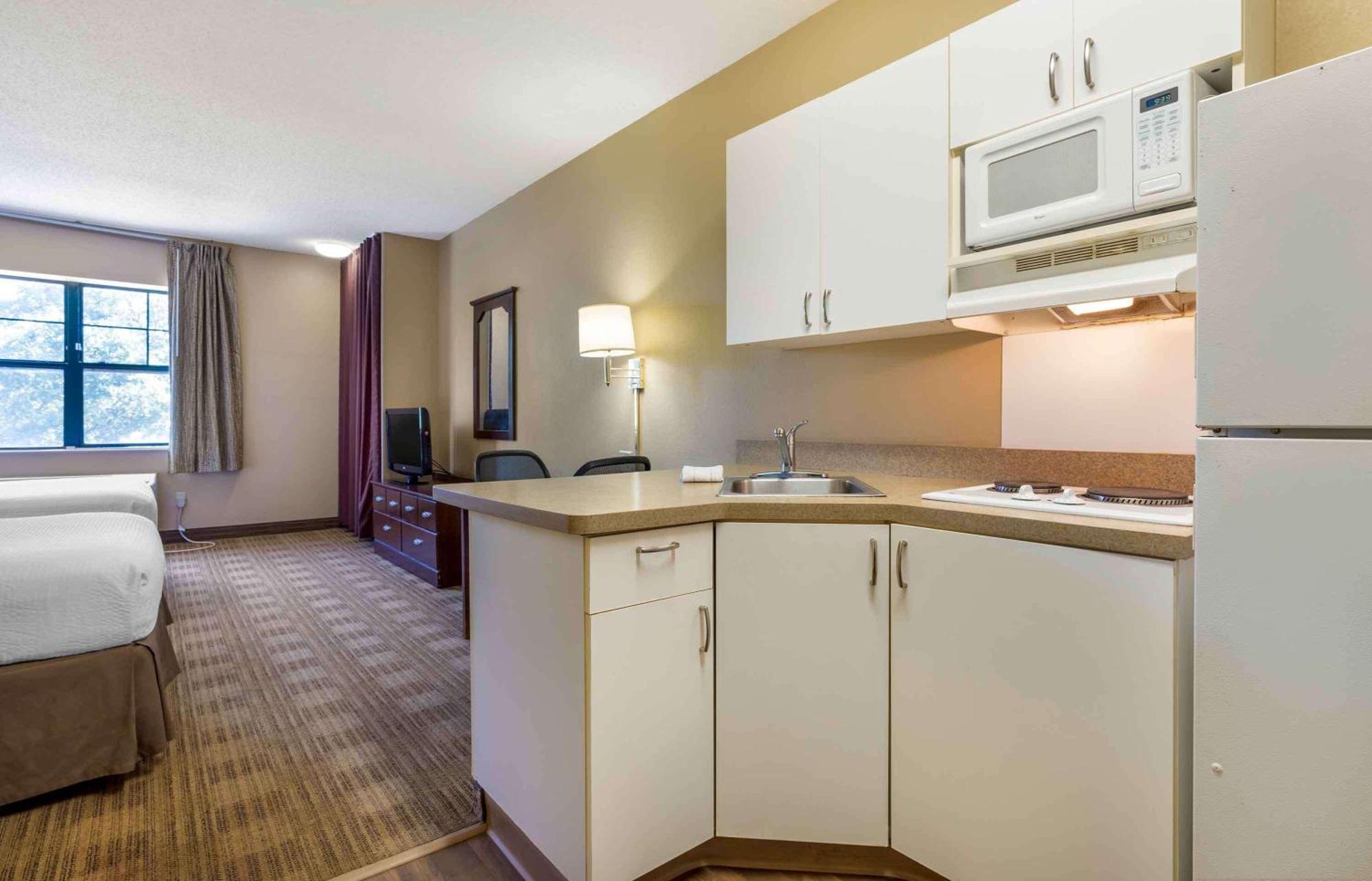 Extended Stay America Select Suites - Fayetteville - Спрингдейл Экстерьер фото