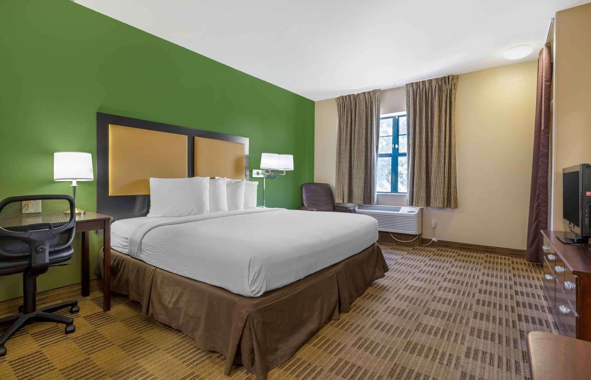 Extended Stay America Select Suites - Fayetteville - Спрингдейл Экстерьер фото