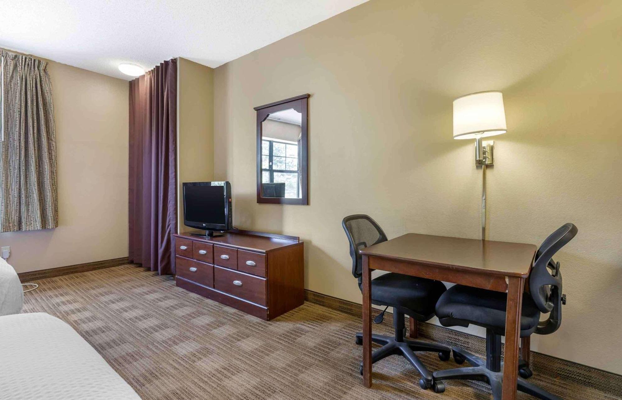 Extended Stay America Select Suites - Fayetteville - Спрингдейл Экстерьер фото