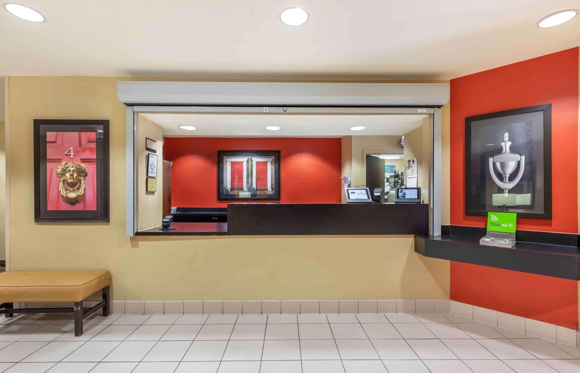 Extended Stay America Select Suites - Fayetteville - Спрингдейл Экстерьер фото