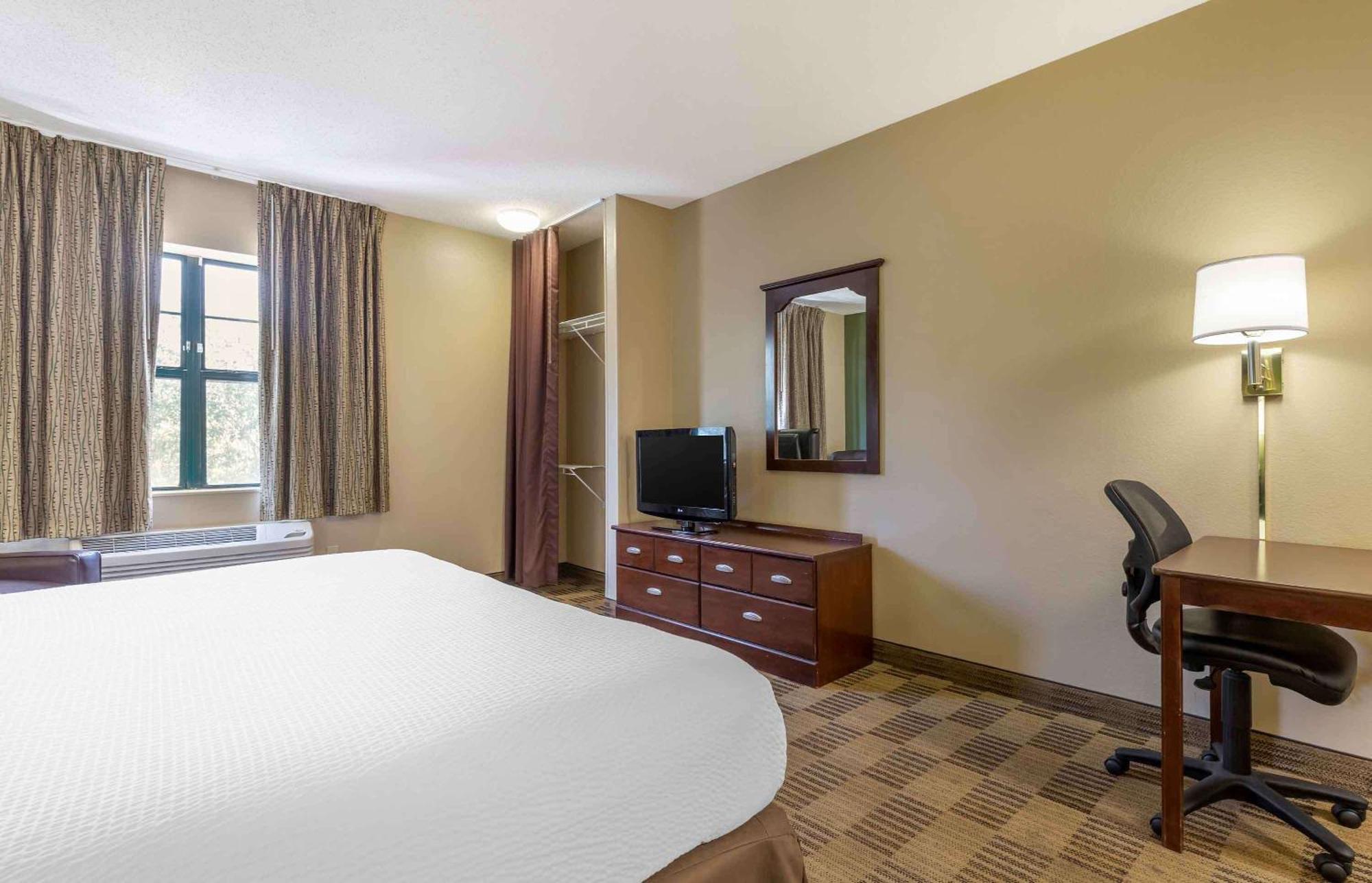 Extended Stay America Select Suites - Fayetteville - Спрингдейл Экстерьер фото