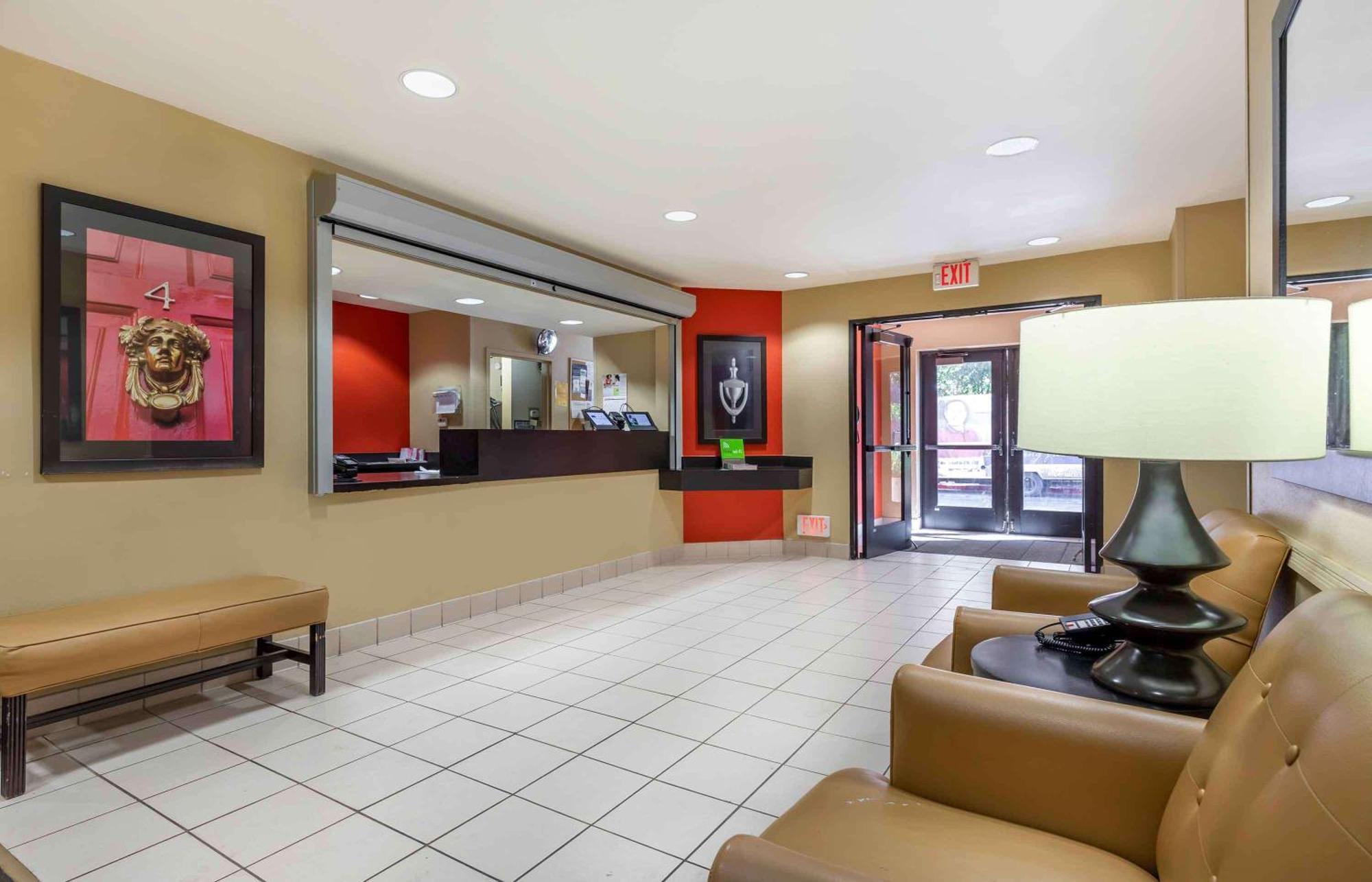 Extended Stay America Select Suites - Fayetteville - Спрингдейл Экстерьер фото